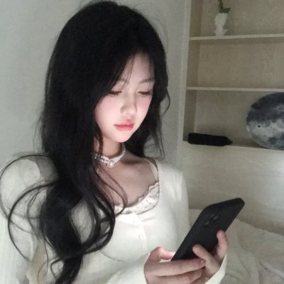野女孩